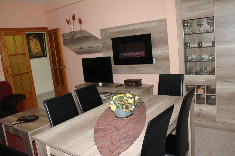 Apartamentos Turisticos Turis托萊多 外观 照片