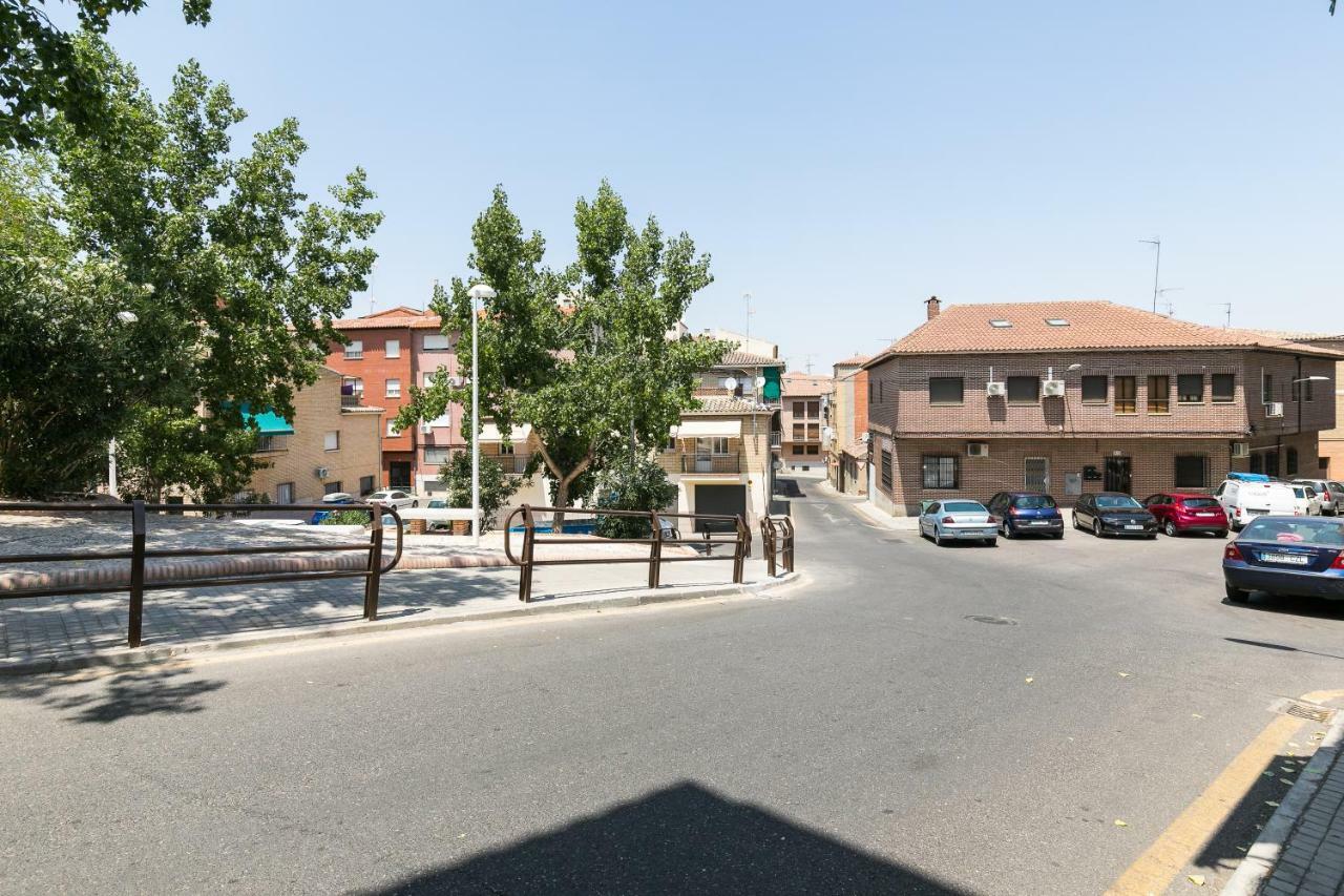 Apartamentos Turisticos Turis托萊多 外观 照片
