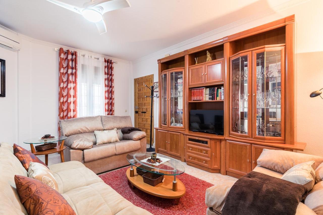 Apartamentos Turisticos Turis托萊多 外观 照片